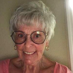 Meet your Posher, Peggy